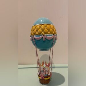 Absolutely Adorable Pastel Hot Air Balloon with Bunnies- NWT